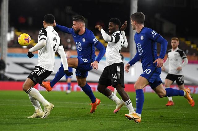 《神之天平》力量晶体勋章怎么获得